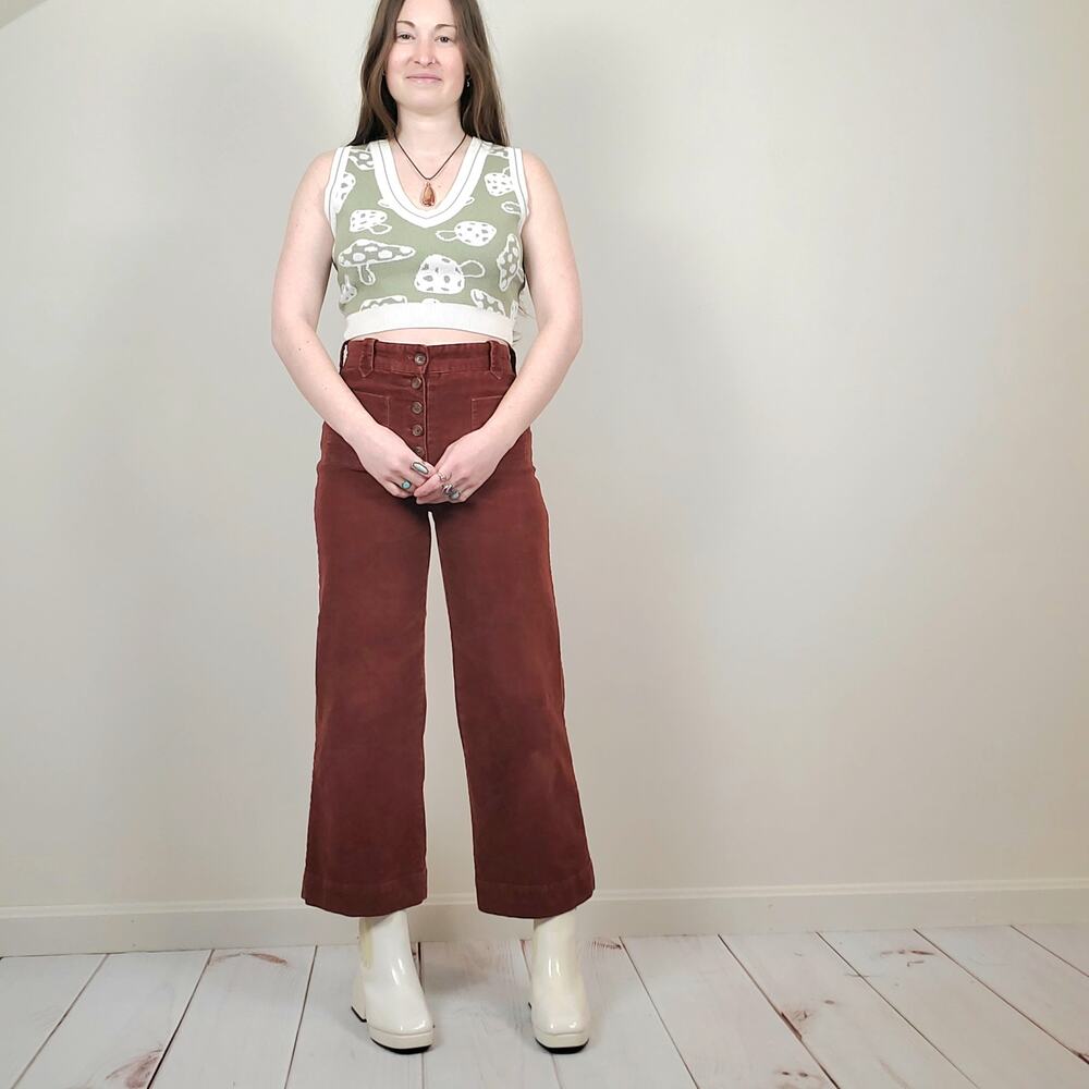 Mushroom Sweater Vest Crop Top Green White Small